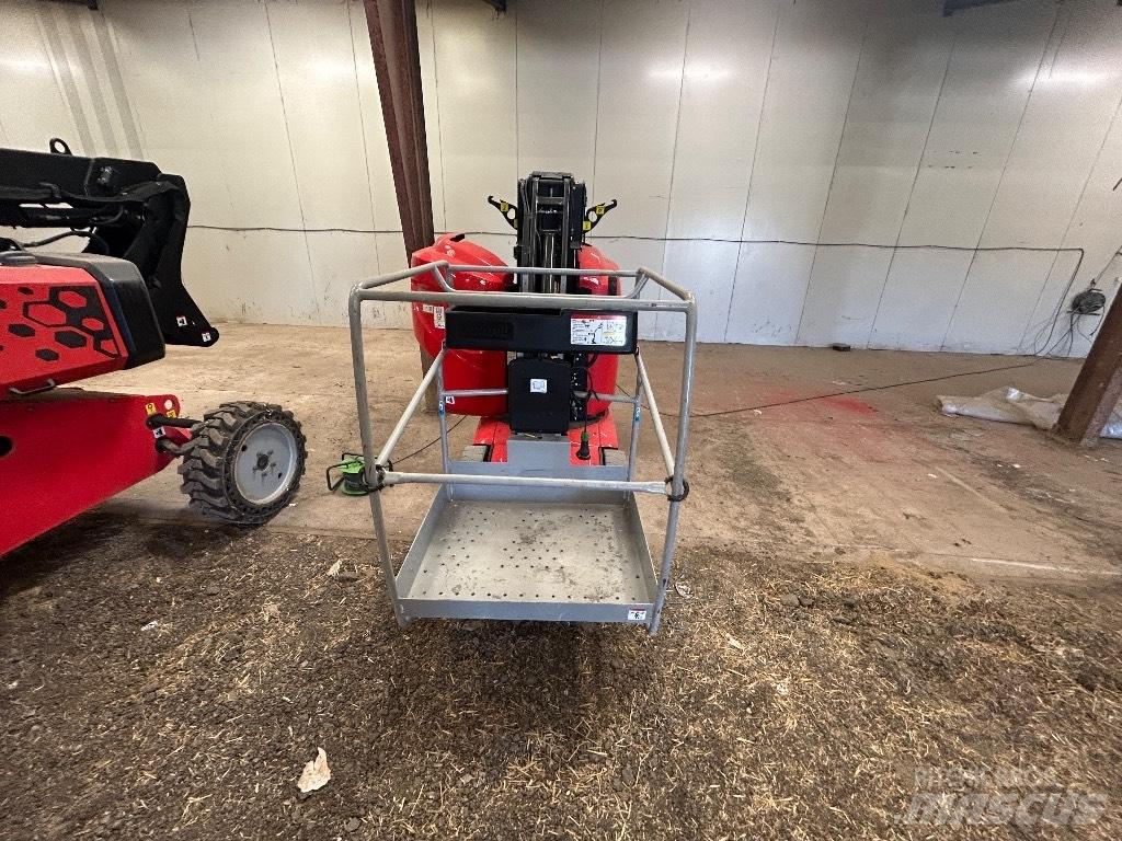 Manitou 100 VJR Jarbolne penjajuće platforme