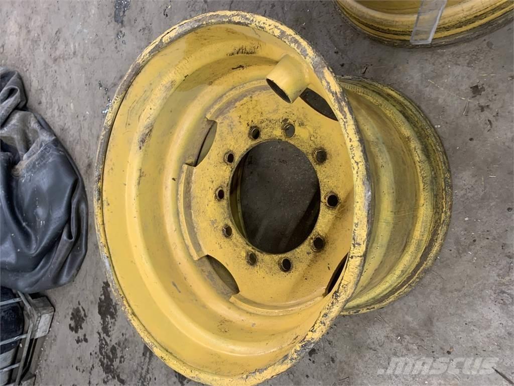 Ösa 250 20x26,5 Gume, točkovi i felne