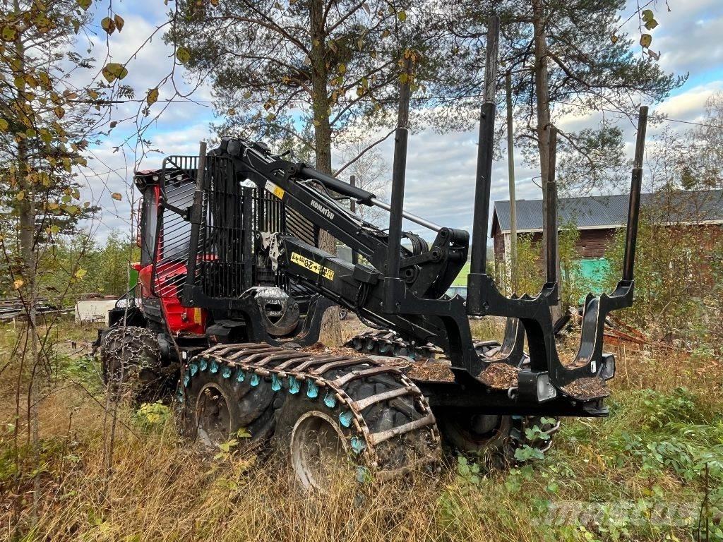 Komatsu 835 Forvarderi