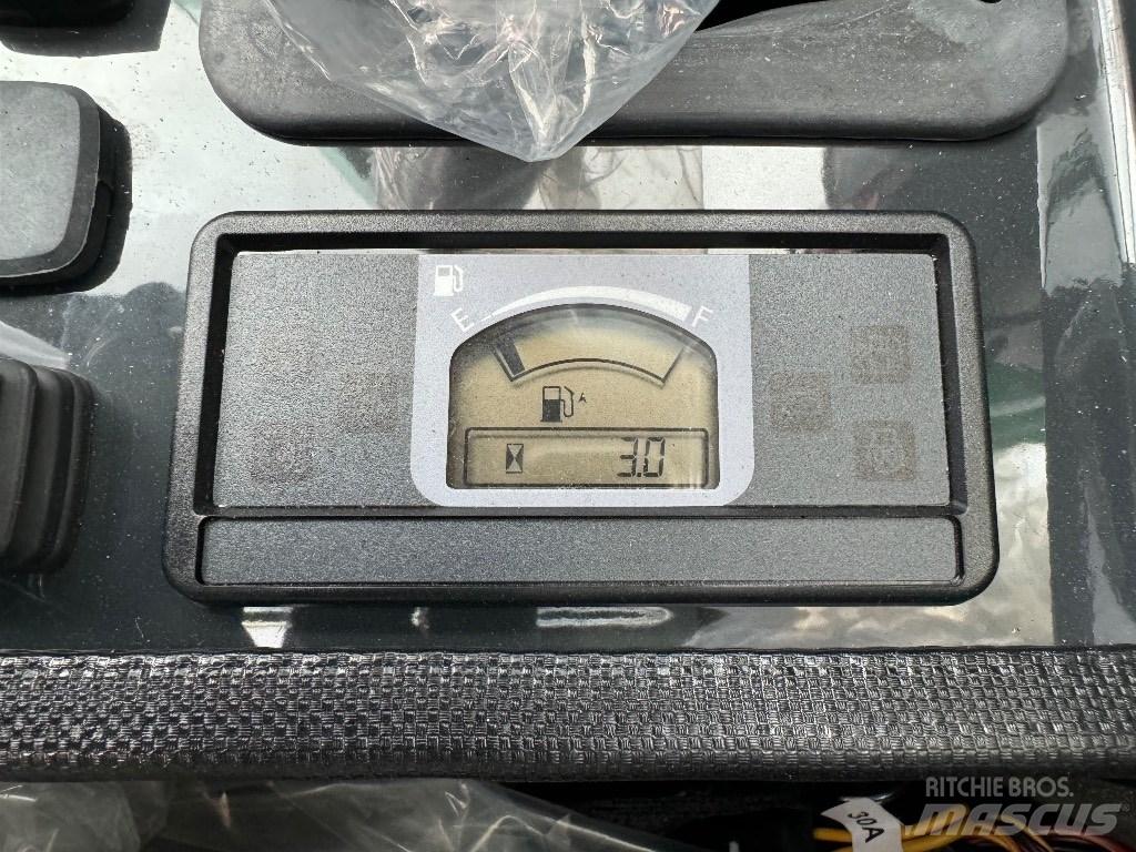 Hitachi ZX 26 U-6 Mini bageri < 7t