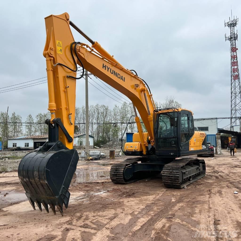 Hyundai R220LC-9 Bageri guseničari