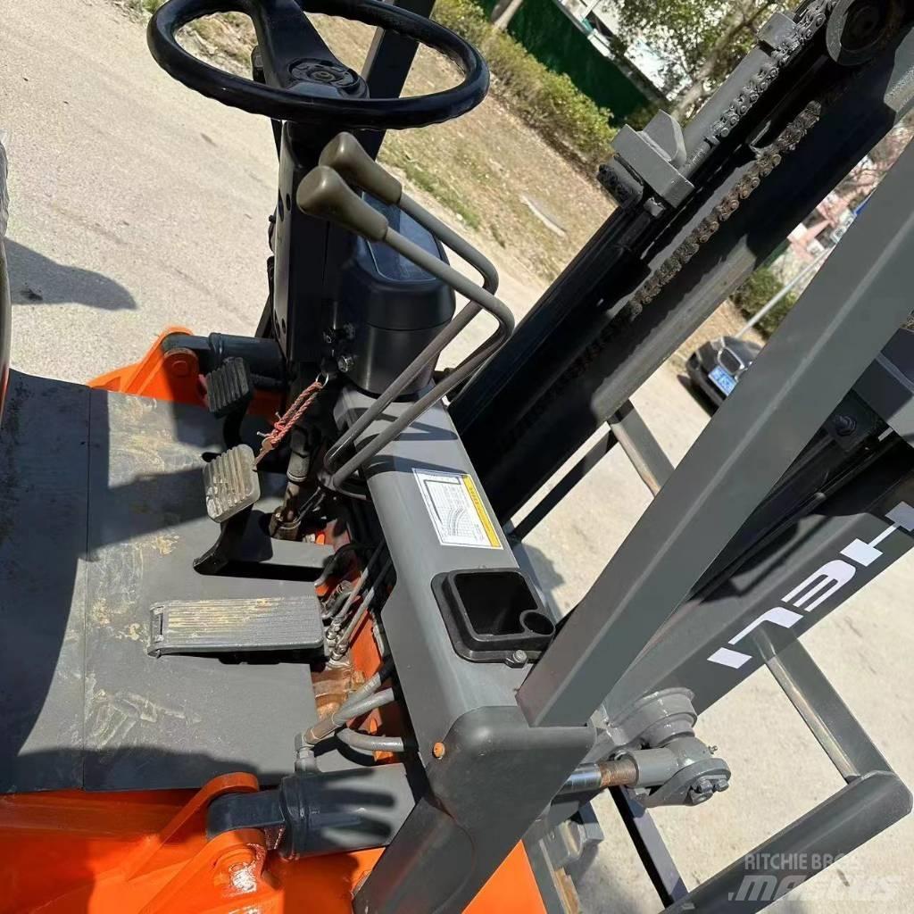 Heli CPC20 Dizelski viljuškari