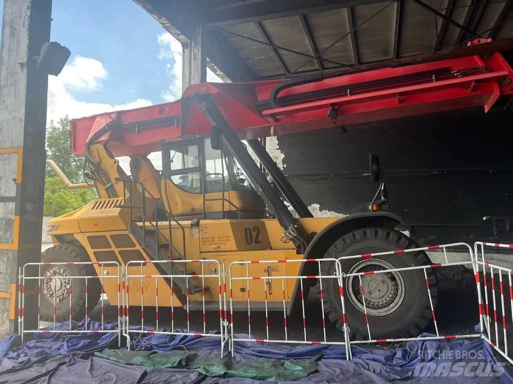 Sany SRSC 45V Dohvatni viljuškari