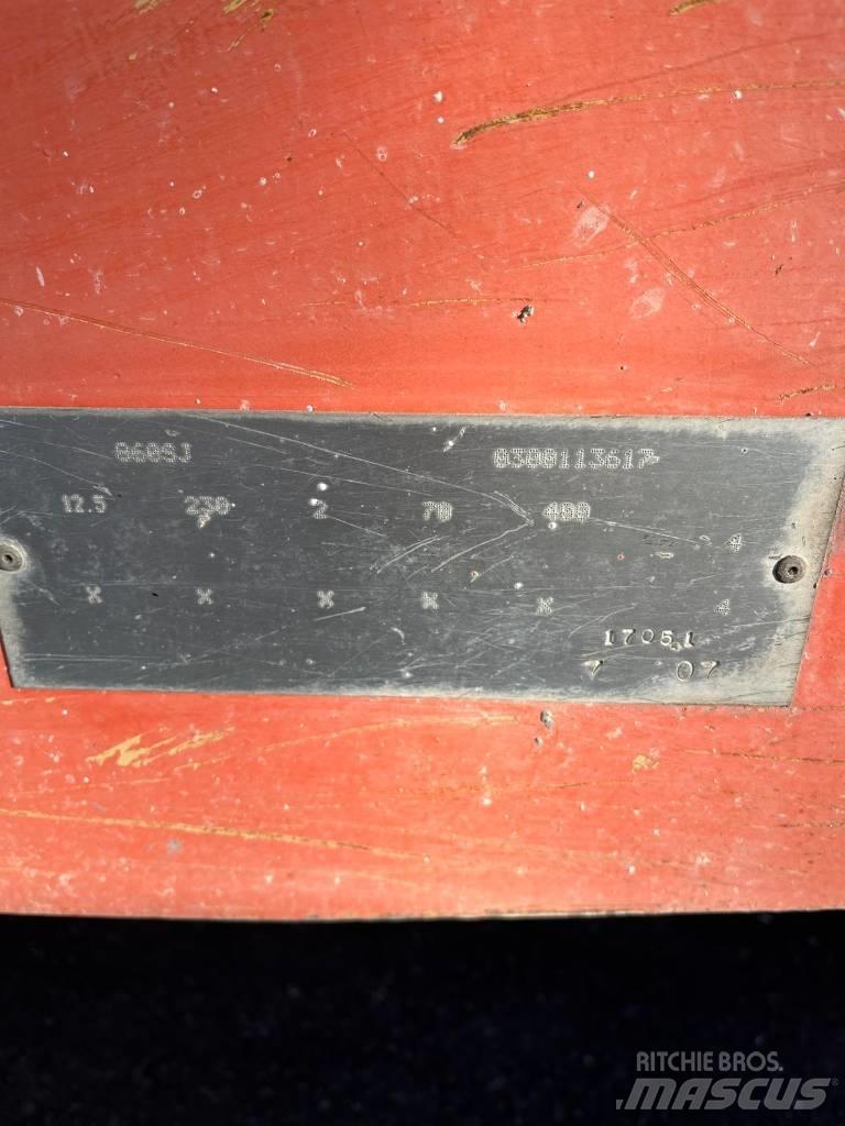 JLG 860 SJ Teleskopske podizne platforme