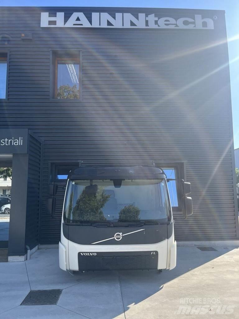 Volvo Day Cab Kabine i unutrašnjost