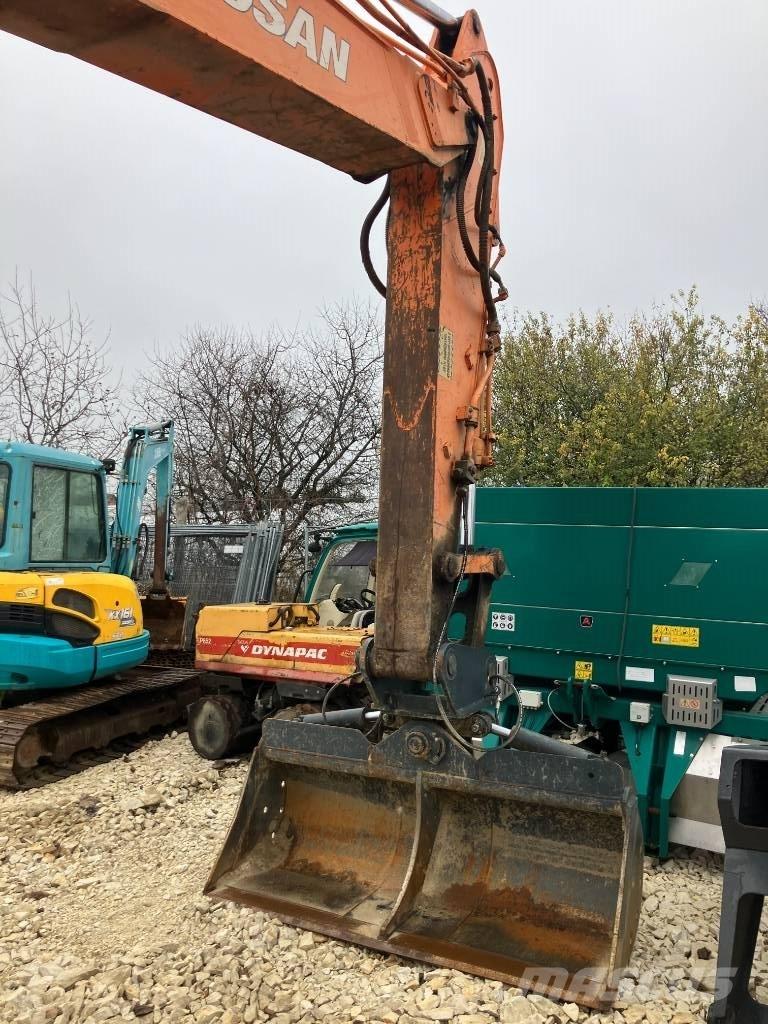 Doosan DX 190 W Bageri točkaši