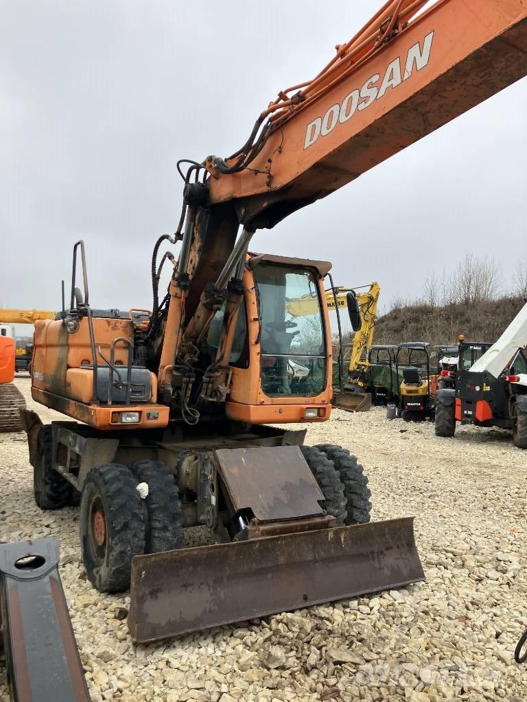 Doosan DX 190 W Bageri točkaši
