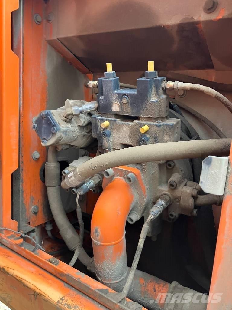 Doosan DX 190 W Bageri točkaši