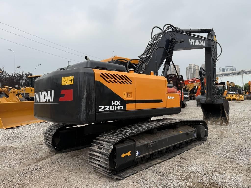 Hyundai HX 220 Bageri guseničari