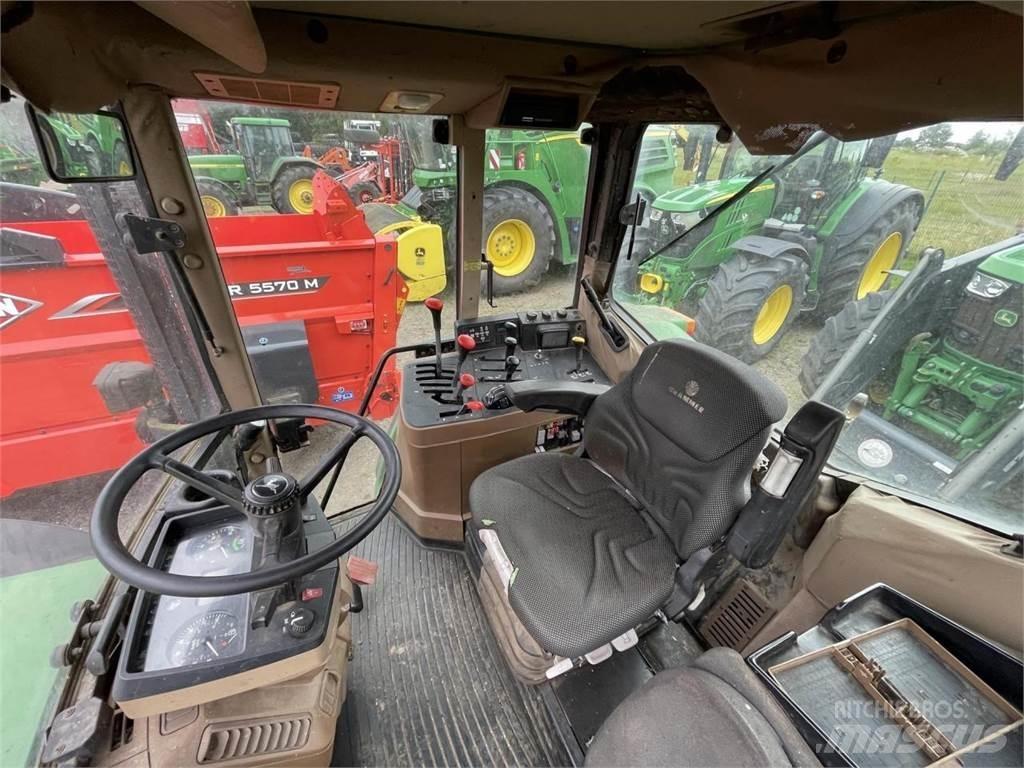 John Deere 6800 Traktori