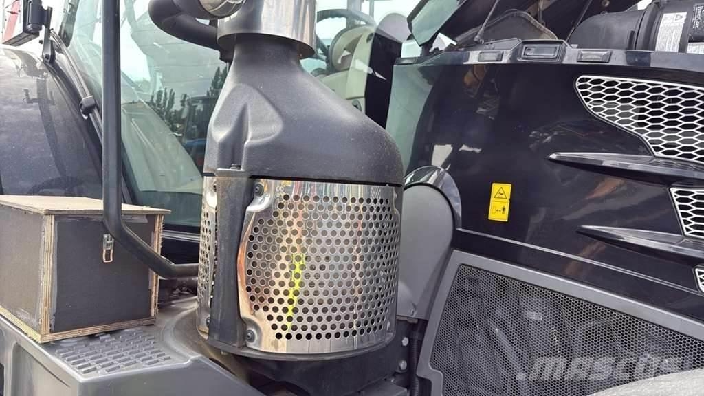 Fendt 828 Vario 0 Traktori