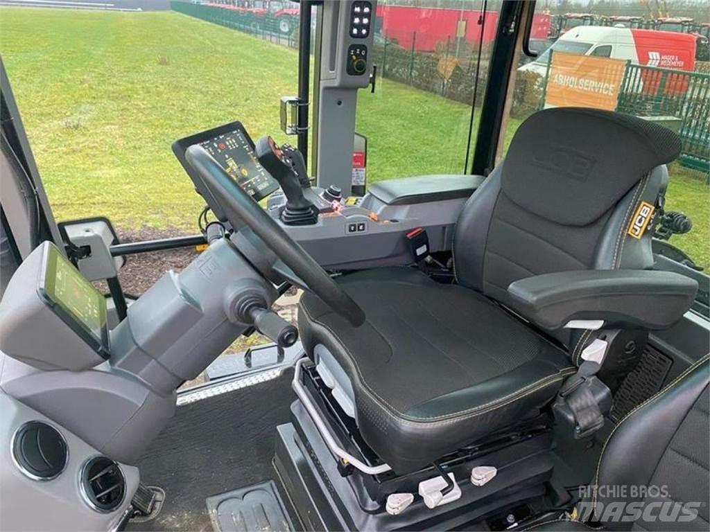 JCB 4220 ICON Traktori