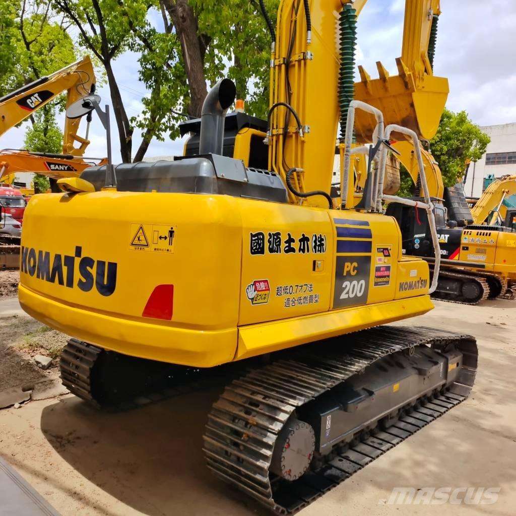 Komatsu PC 200-8 Bageri guseničari