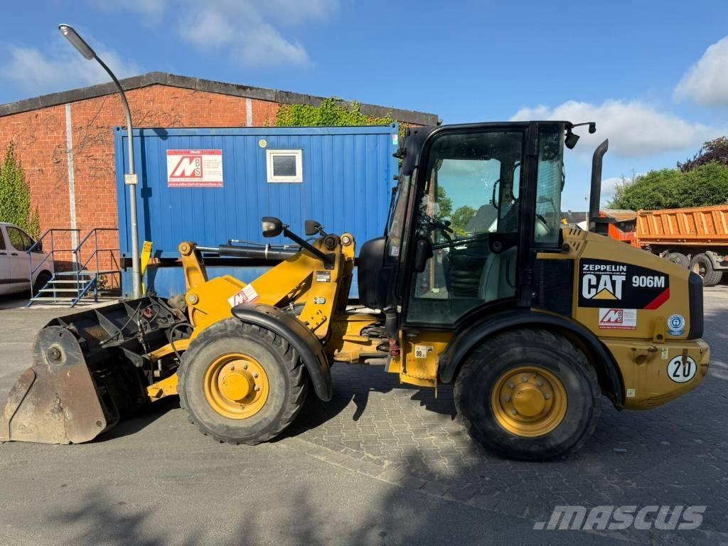 CAT 906M  1831h Utovarivači na točkove