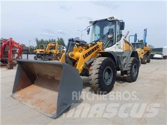 Liebherr L 524 Utovarivači na točkove