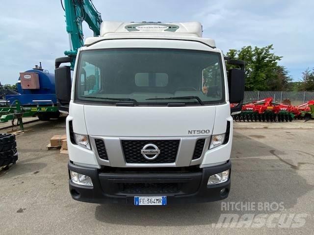 Nissan NT500 Pik up kamioni
