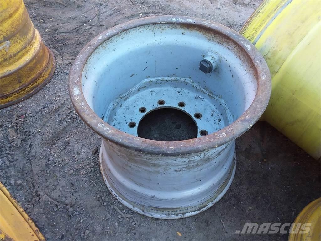 Valmet 890 20x26,5 Gume, točkovi i felne