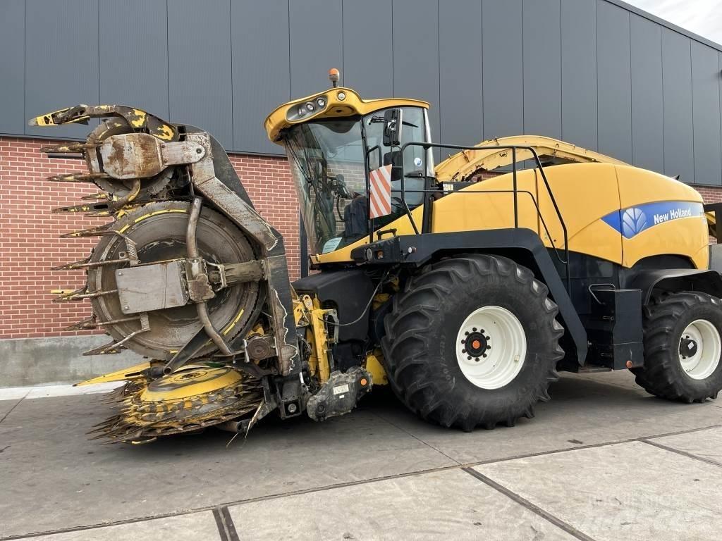 New Holland FR9080 Mašine za stočnu hranu sa sopstvenim pogonom