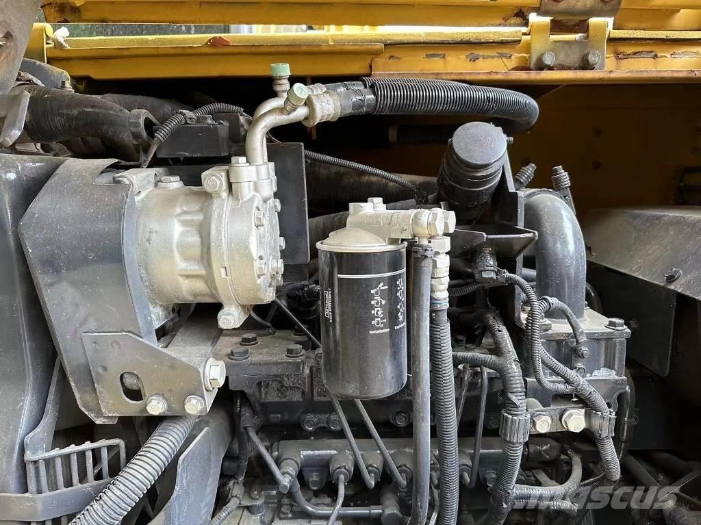 Komatsu PC70-8 Midi bageri 7t – 12t