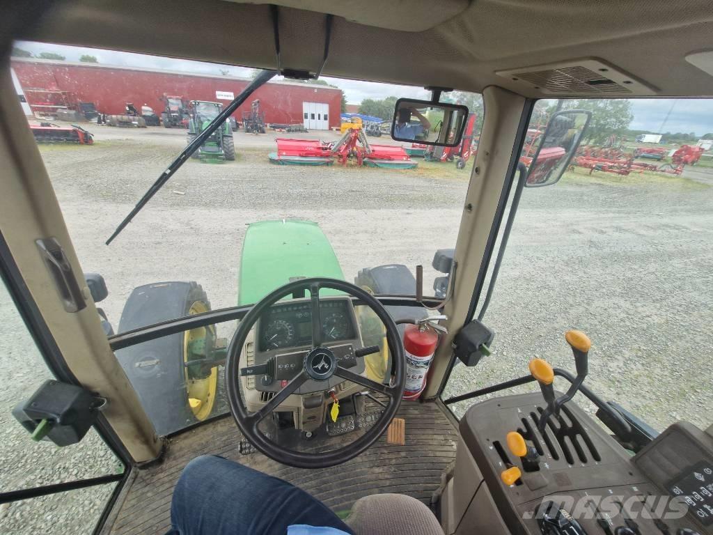 John Deere 6210 Traktori