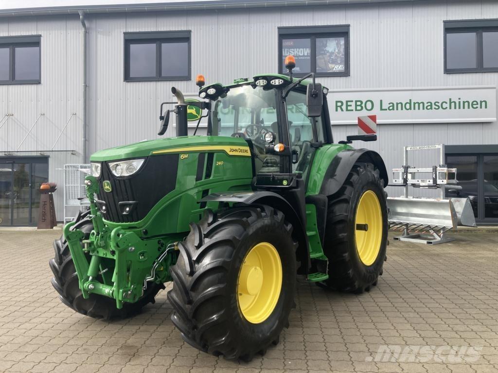 John Deere 6M240 Traktori