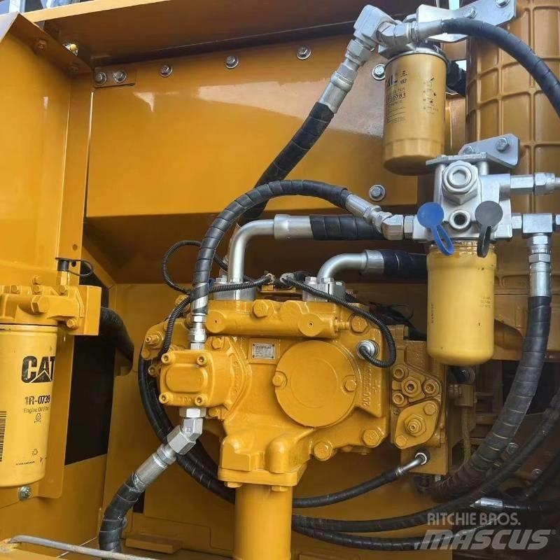 CAT 320 D Bageri guseničari