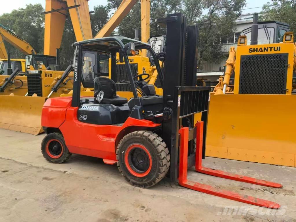 Toyota 7FD50 Dizelski viljuškari