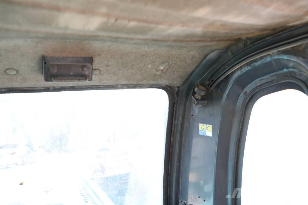 Kobelco SK 210-8 Bageri guseničari