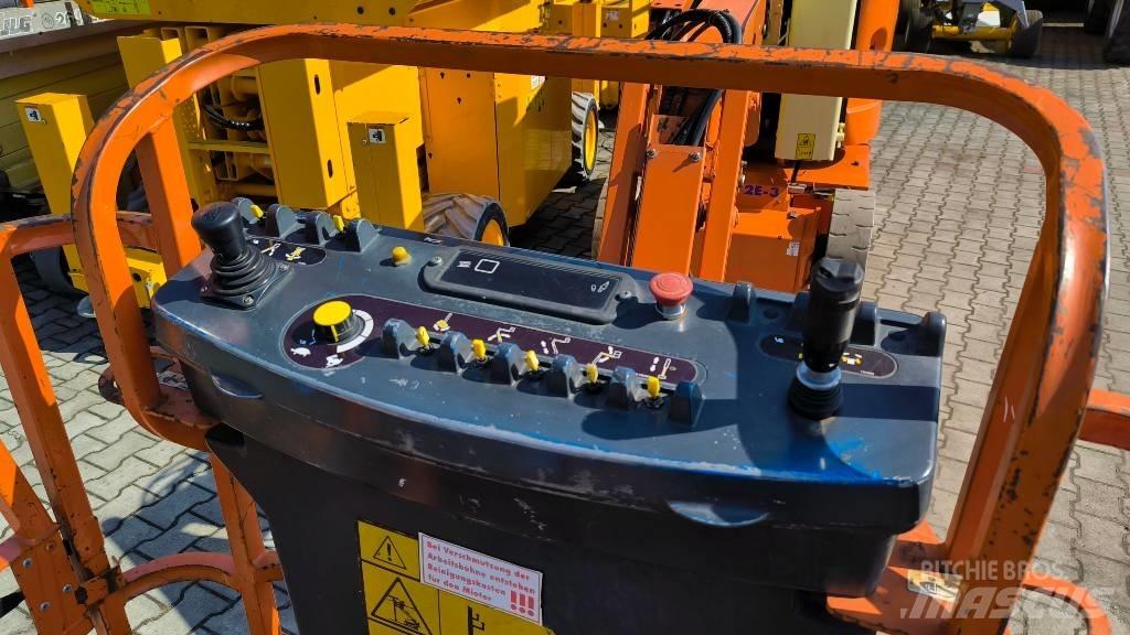 JLG E 300 AJP Zglobne podizne platforme