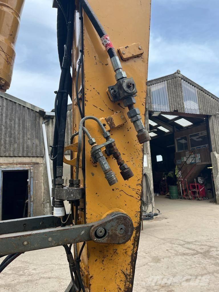 Liebherr R 900 C Bageri guseničari