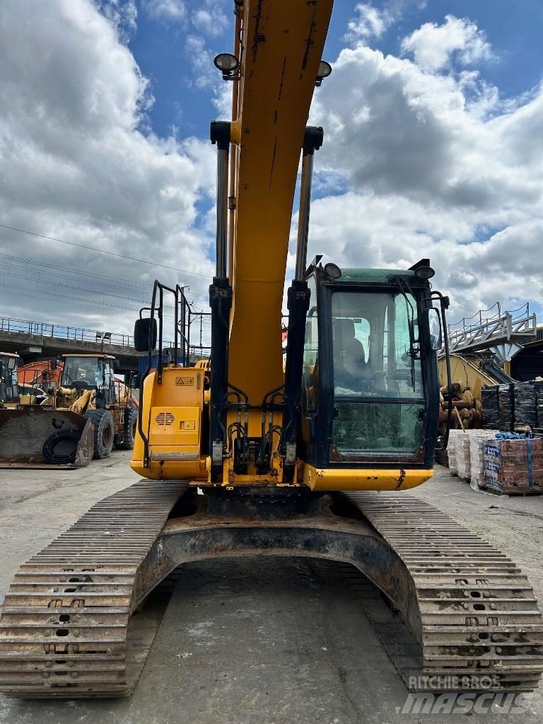 JCB JS 220 LC Bageri guseničari