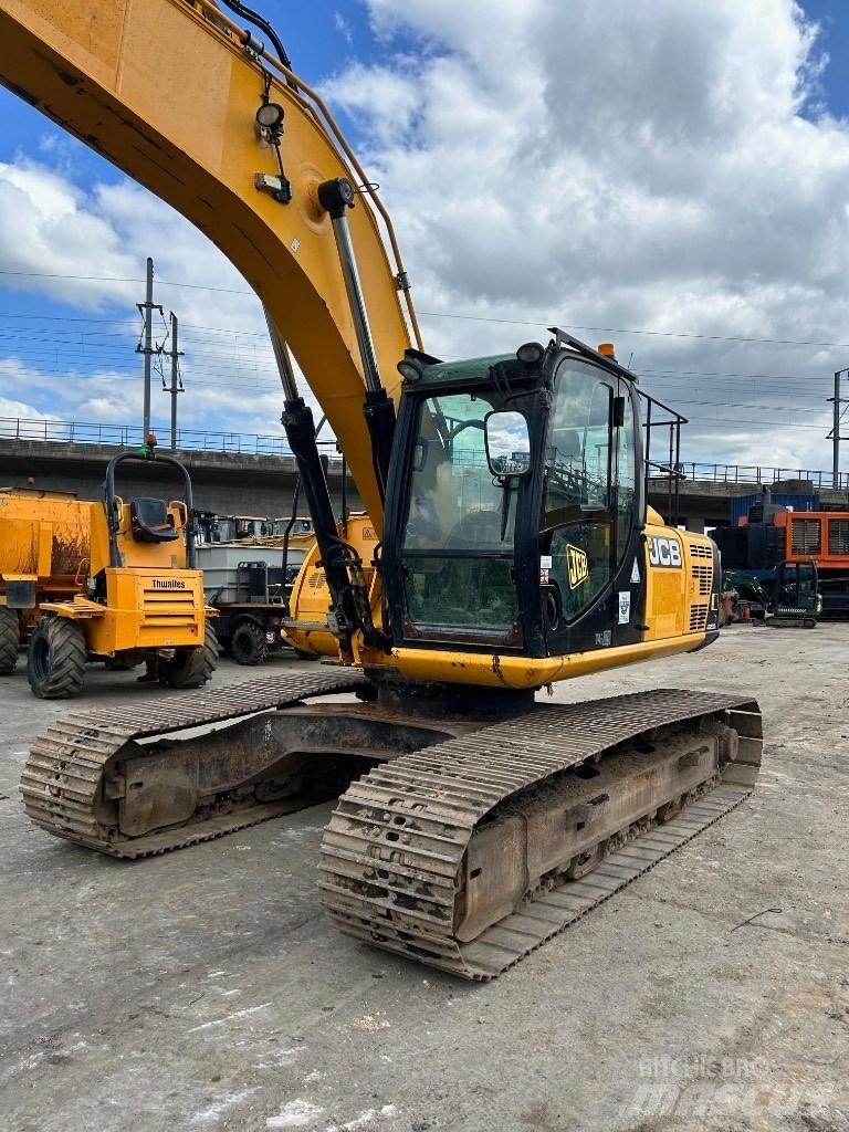 JCB JS 220 LC Bageri guseničari