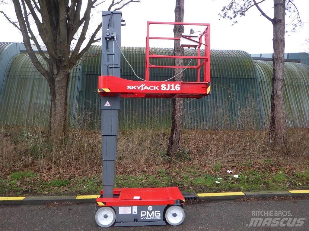 SkyJack SJ16 Jarbolne penjajuće platforme
