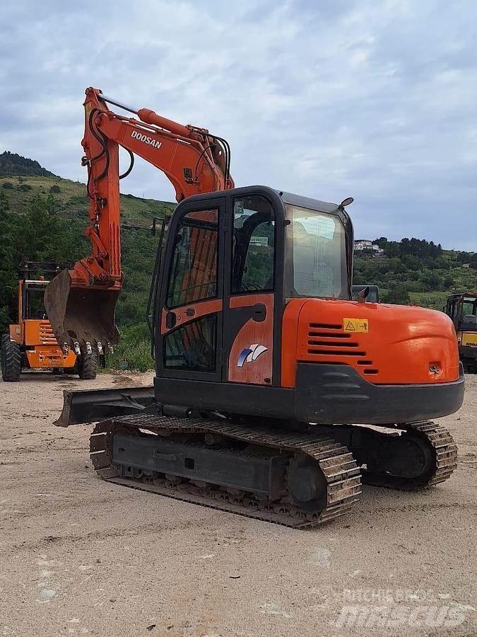 Doosan SOLAR 75V Polovni specijalni bageri