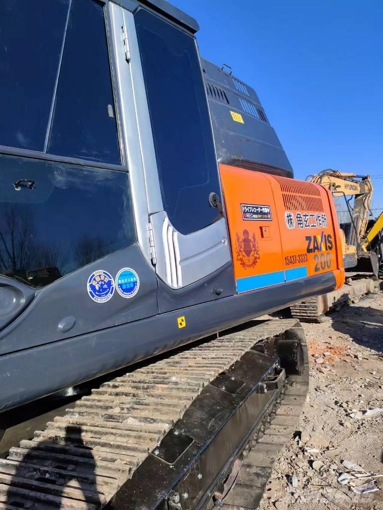 Hitachi ZX 200 Bageri guseničari