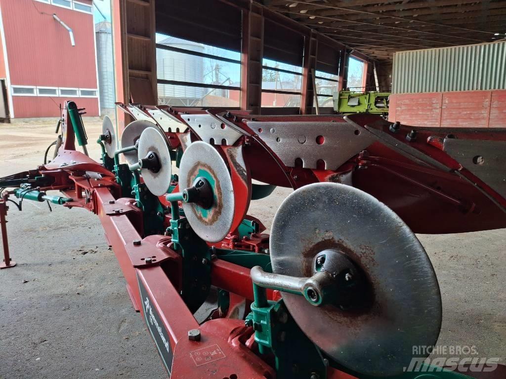 Kverneland ED85 Plugovi obrtači