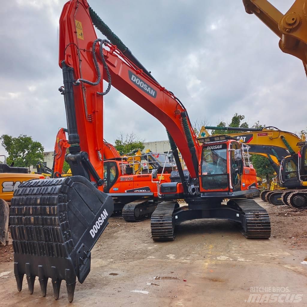 Doosan DX 300 LC Bageri guseničari