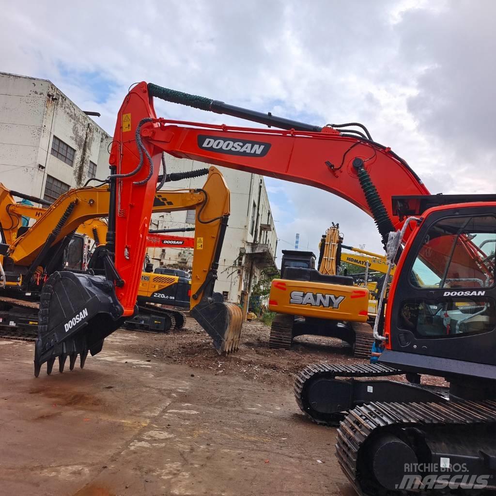 Doosan DX 300 LC Bageri guseničari
