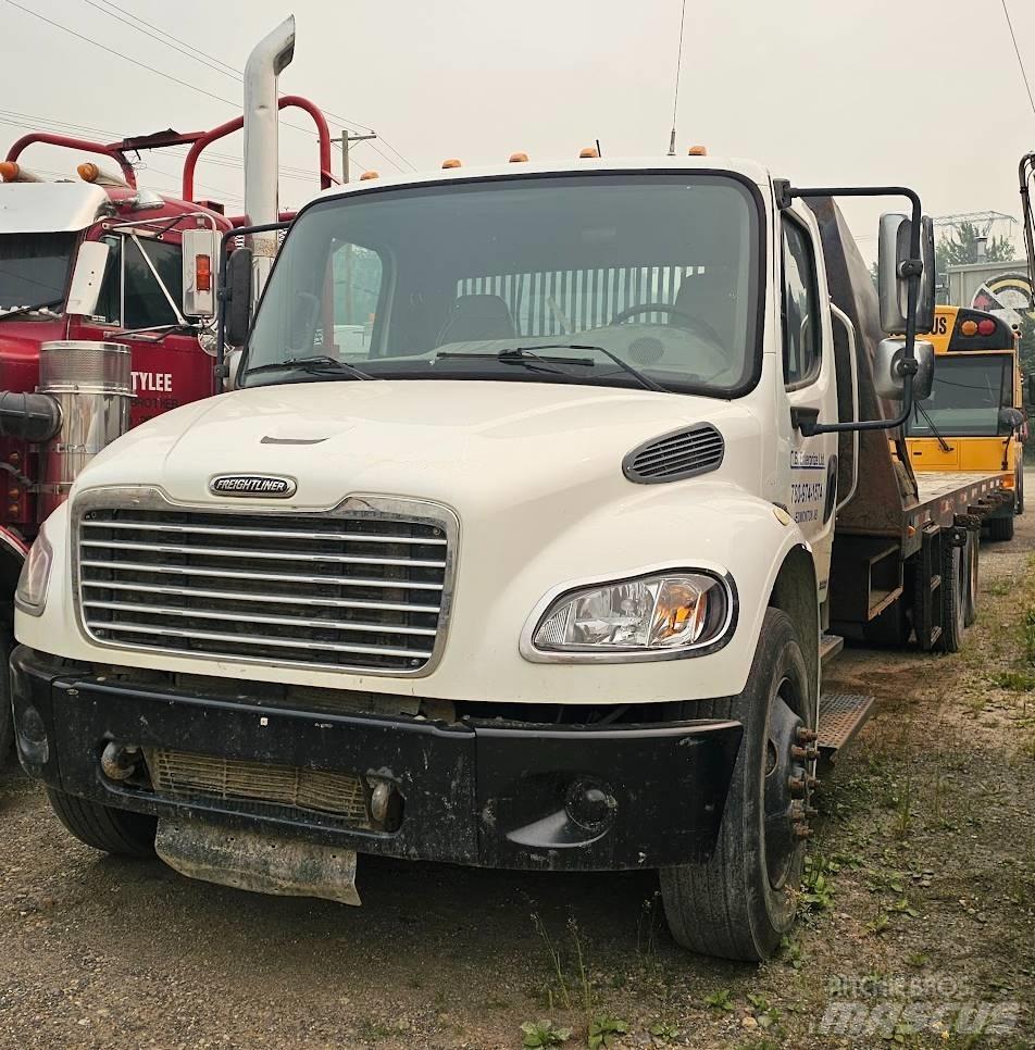 Freightliner M2 Kamioni sa otvorenim sandukom