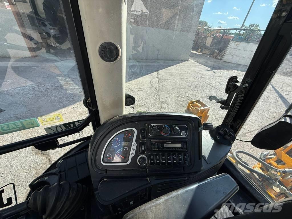 JCB 3 CX Rovokopači