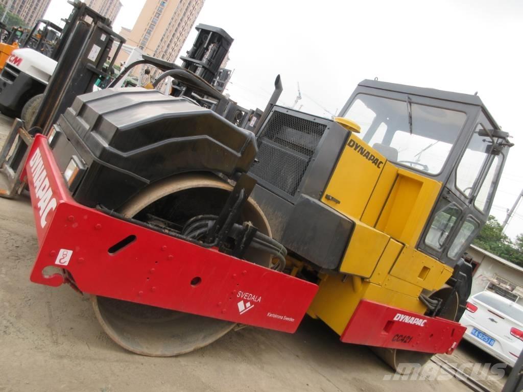Dynapac CC 421 Valjci sa duplim bubnjem