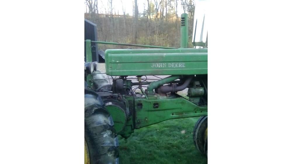 John Deere B Traktori