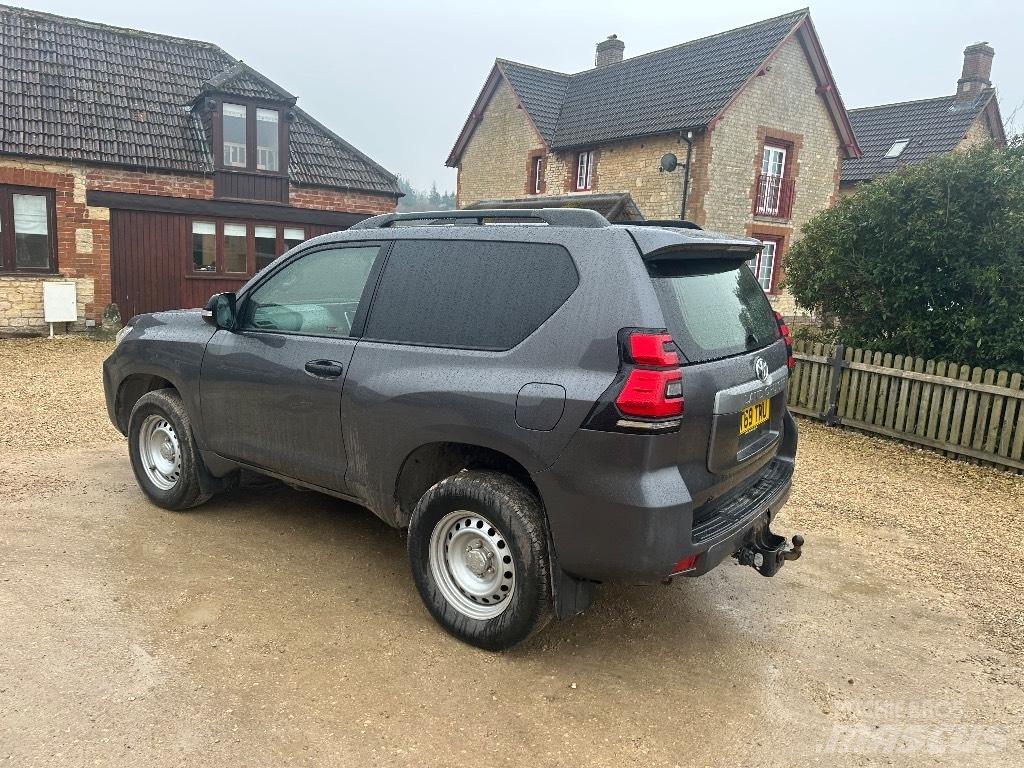 Toyota Landcruiser Pik up kamioni
