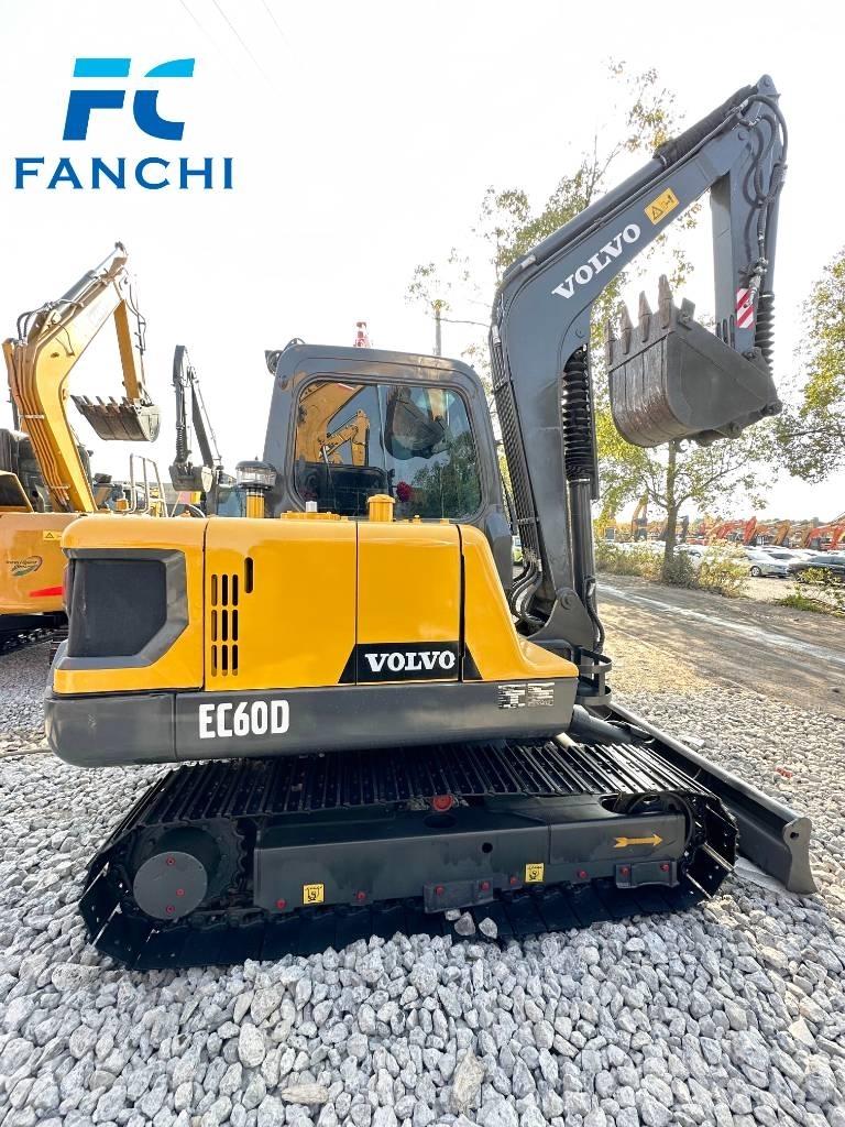 Volvo ec60 Bageri guseničari