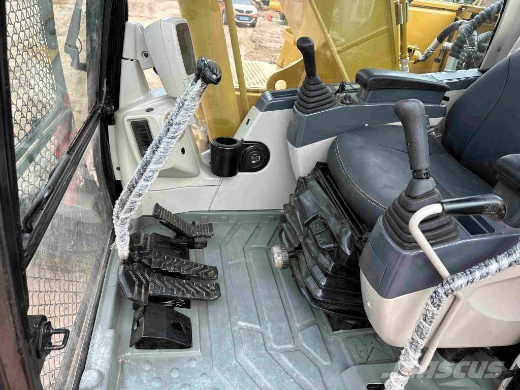 CAT 320 C Bageri guseničari