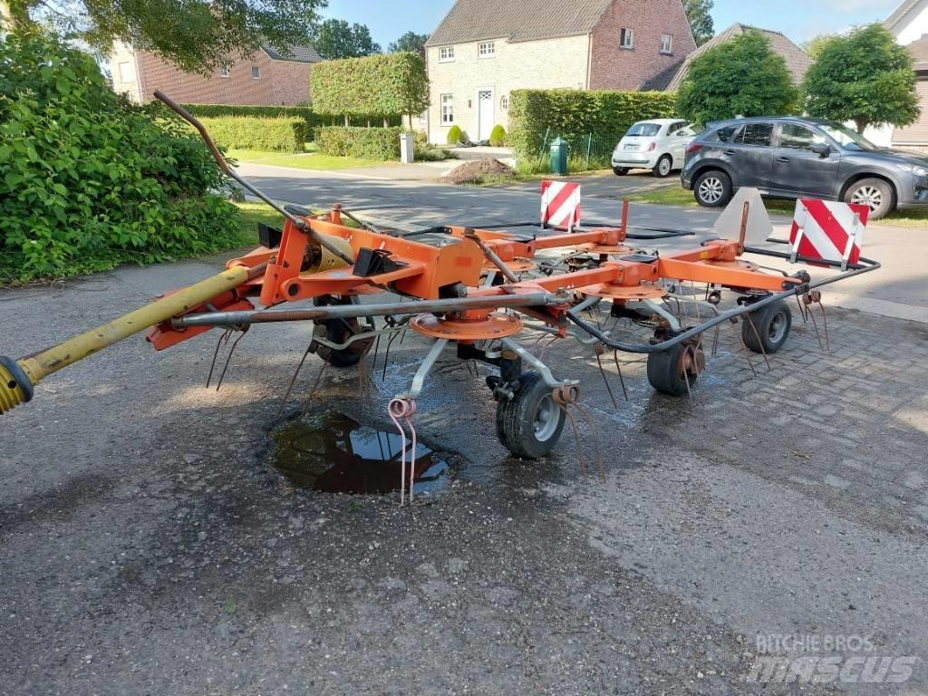 Fella TH 790 Okretači i sakupljači sena