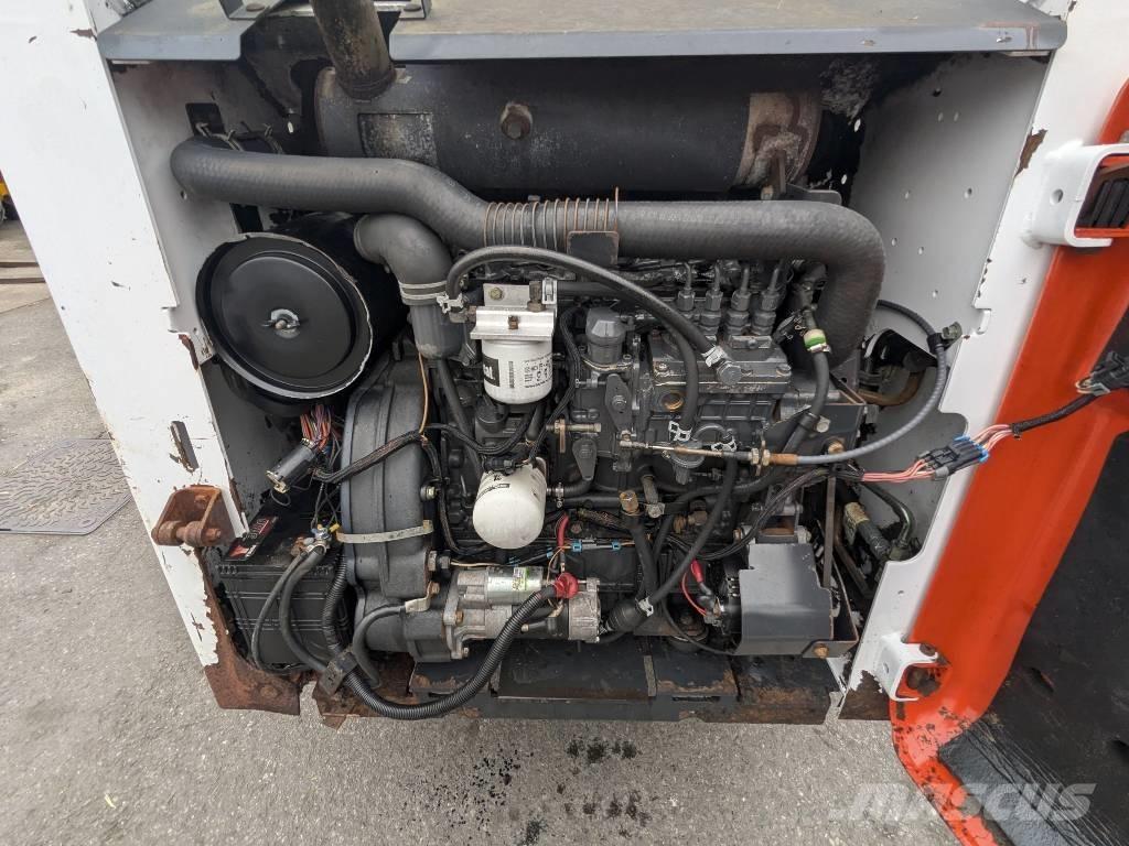 Bobcat S 250 Skid steer mini utovarivači