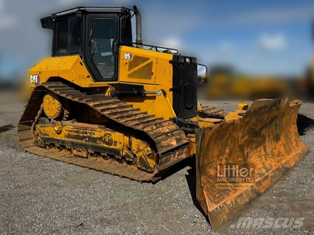 CAT D 5 Buldožeri guseničari