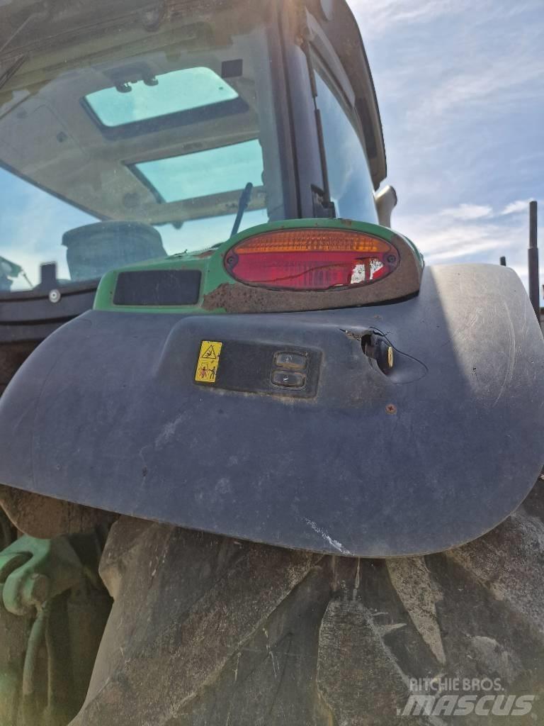 John Deere 6140 R Traktori