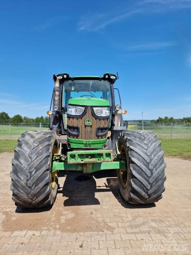 John Deere 6140 R Traktori